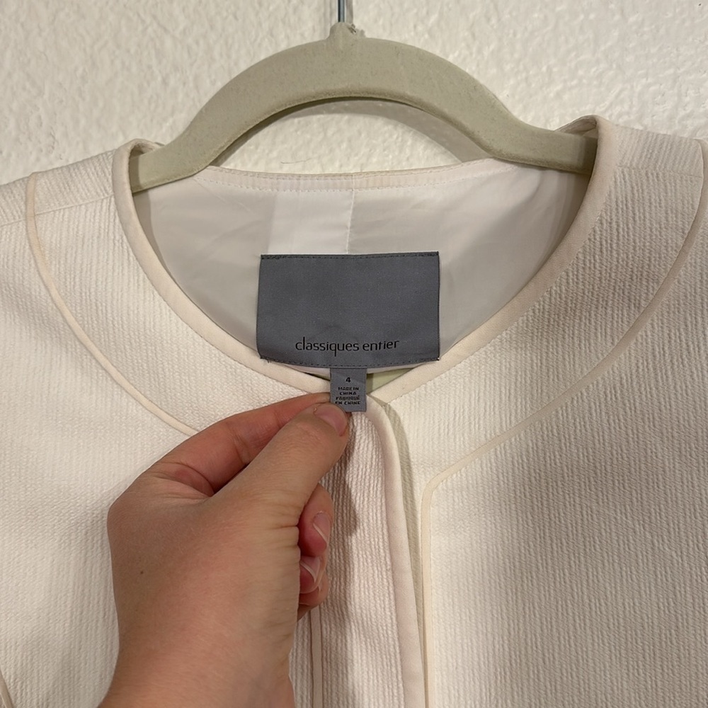 Women's Cream Structured Round-Neck Jacket - Picture 2 of 8